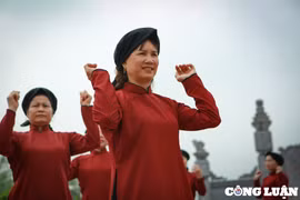 Về đất Tổ nghe Xoan làng cổ