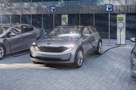 Doanh số bán xe của Tesla "bùng nổ" ở Ukraine
