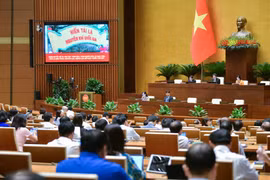 Phát triển vị trí hai bên sông Hồng như biểu tượng phát triển Thủ đô