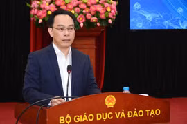 Thứ trưởng Bộ GD&ĐT Hoàng Minh Sơn: Chuyển đổi số giúp cán bộ nâng cao năng suất, chất lượng công việc