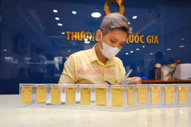 Chính phủ yêu cầu Ngân hàng nhà nước xử lý việc đầu cơ, thao túng giá vàng