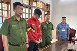 Bắt đối tượng đăng nhập trái phép vào tài khoản khách hàng để chiếm đoạt