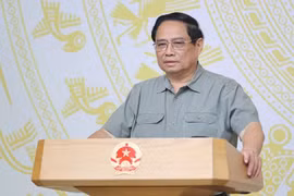 Khẩn trương khắc phục hậu quả bão lũ, nhanh chóng ổn định đời sống nhân dân, tích cực khôi phục sản xuất kinh doanh, thúc đẩy tăng trưởng kinh tế