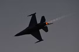 Những dấu hỏi lớn phía sau vụ tiêm kích F-16 của Ukraine vừa xung trận đã bị rơi
