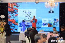 Ra mắt tập thơ 'Thương chi lạ' của nhà thơ Nguyễn Sỹ Bình