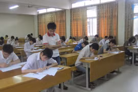 Đề thi tốt nghiệp THPT 2024 môn Vật lí, mã đề 201