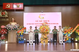 Tạp chí Công an nhân dân kỷ niệm 60 năm Ngày truyền thống