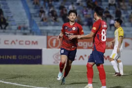 CAHN 3-0 Bình Định: Đình Bắc mở hàng, thầy trò HLV Polking dứt mạch thua