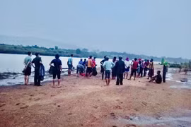Gia Lai: Đi bắt cá cùng 2 anh trên sông Ba, bé trai 14 đuối nước thương tâm