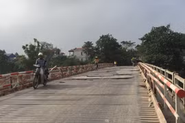 Khoảng 3.000 tỷ đồng cải tạo, thay thế cầu yếu, cầu tạm trên địa bàn Hà Nội