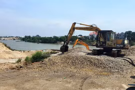 Bắc Ninh: Chấm dứt ngay hoạt động của 22 bãi tập kết cát, sỏi lòng sông nằm ngoài quy hoạch