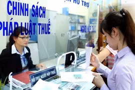 Chính phủ yêu cầu nghiên cứu miễn, giảm, gia hạn thuế, phí, lệ phí để tháo gỡ khó khăn cho người dân, doanh nghiệp