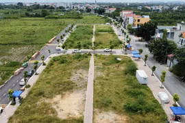 Hà Nội công khai danh tính cá nhân đấu giá đất cao bất thường rồi bỏ cọc