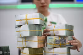 Ngân hàng bất ngờ lần đầu tăng lãi suất sau 4 tháng