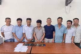 Bắt giữ hàng chục đối tượng cá độ bóng đá ở Nghệ An
