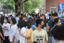 Thi lớp 10 Hà Nội: Rất nhiều thí sinh đến nhầm điểm thi!