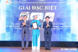 Tôn vinh những tác giả có tác phẩm xuất sắc viết về sử dụng năng lượng tiết kiệm