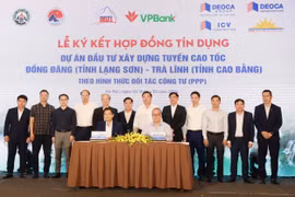 Ký hợp đồng tín dụng 2.300 tỷ đồng dự án cao tốc Đồng Đăng - Trà Lĩnh