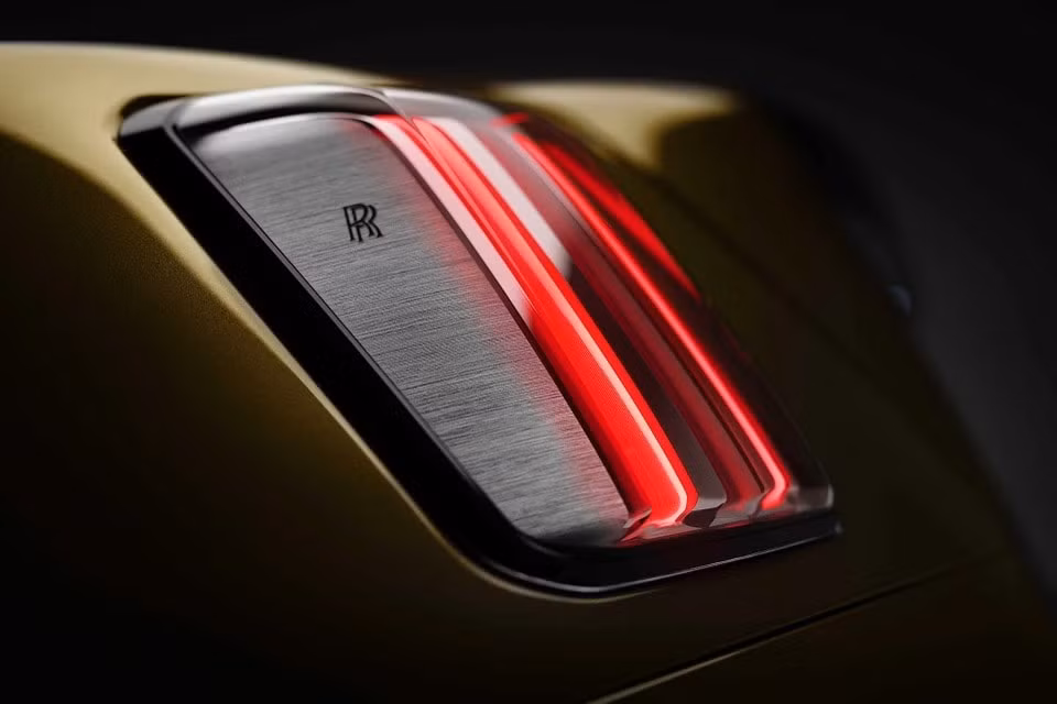 can canh xe dien sieu sang rolls royce spectre hinh 6