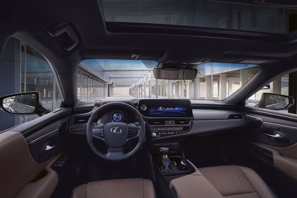 lexus es 2023 ra mat trang bi nhieu tinh nang moi co them phien ban the thao hinh 7