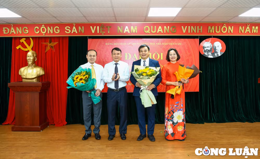 phat huy trach nhiem can bo dang vien hoan thanh cac nhiem vu duoc giao hinh 6