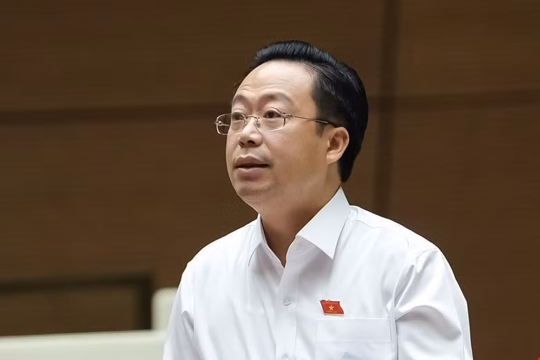 giu nguoi bao luc gia dinh trong 6 gio o tru so cong an phai quy dinh rat than trong hinh 2