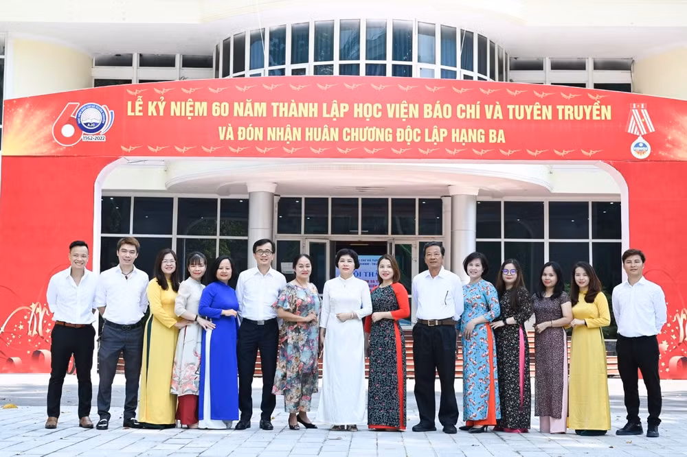 vien bao chi hoc vien bao chi va tuyen truyen 60 nam khong ngung sang tao phat trien va hoi nhap hinh 2