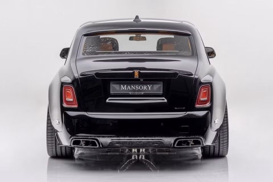 ban do cua rolls royce phantom duoc chao ban voi gia gan 1 trieu usd hinh 3
