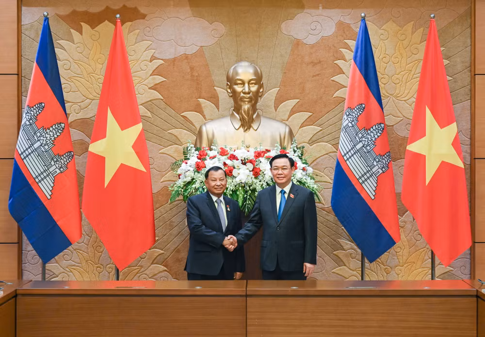 moi quan he viet nam campuchia ngay cang phat trien tren cac linh vuc hinh 2