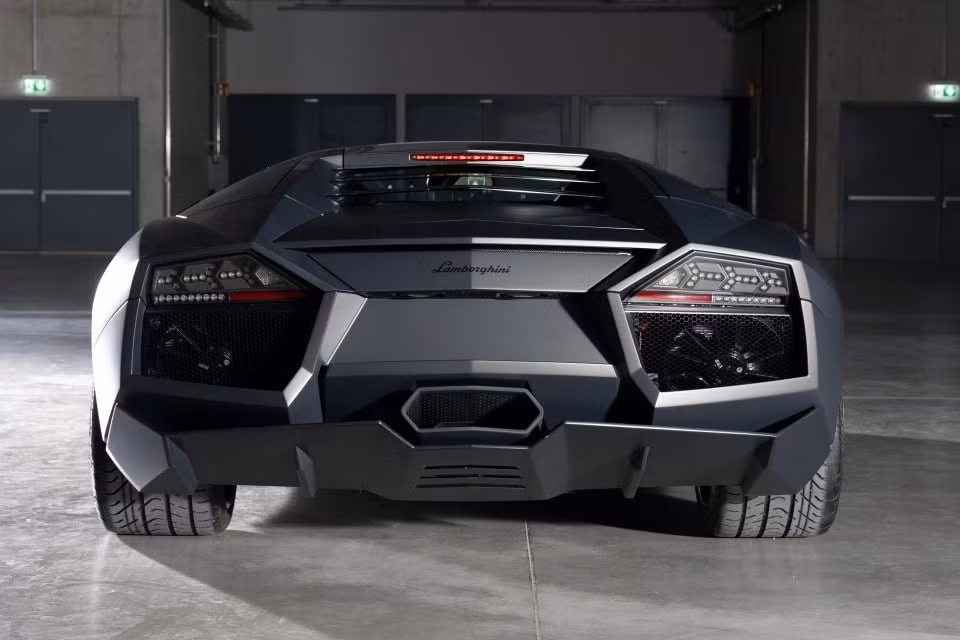sieu pham lamborghini reventon duoc dau gia hinh 8