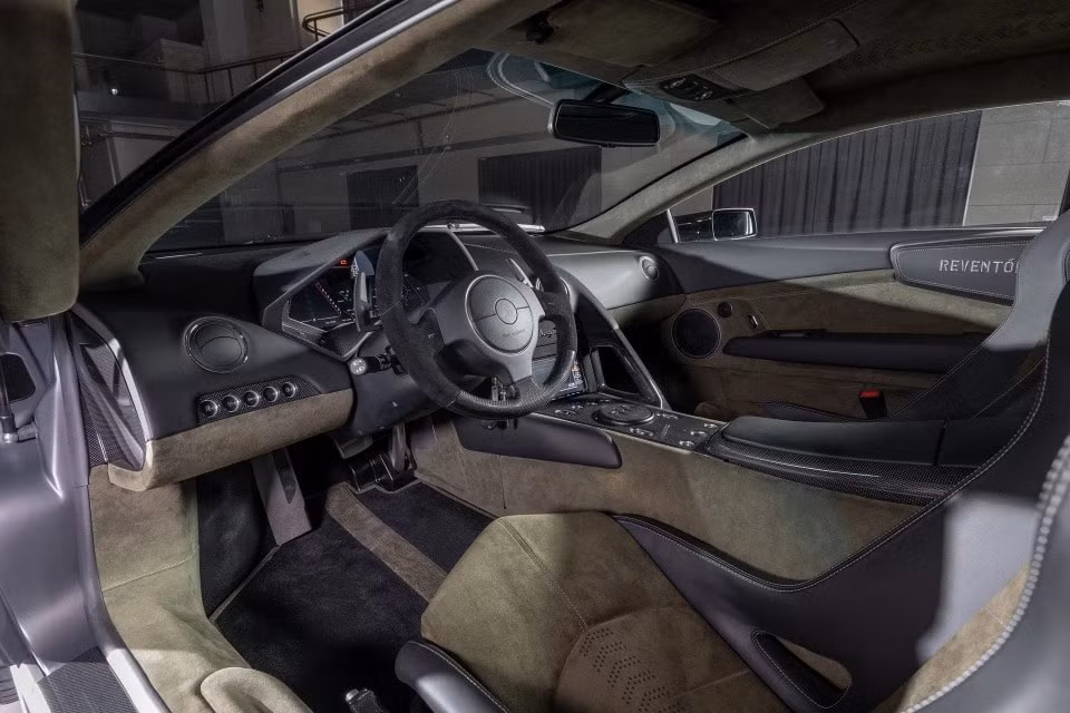 sieu pham lamborghini reventon duoc dau gia hinh 7