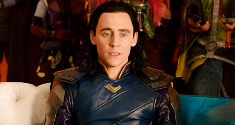 tom hiddleston truot vai trong cuop bien vung caribe nhu the nao hinh 2