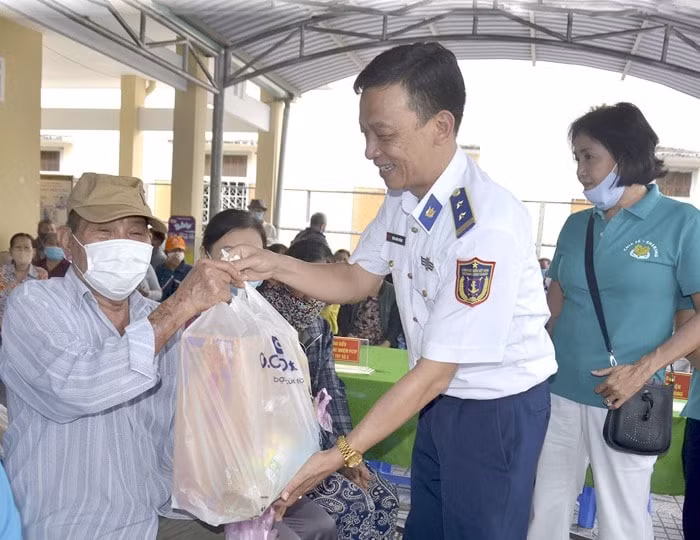 ba ria vung tau vung vang the tran long dan vung dong bao ton giao hinh 1