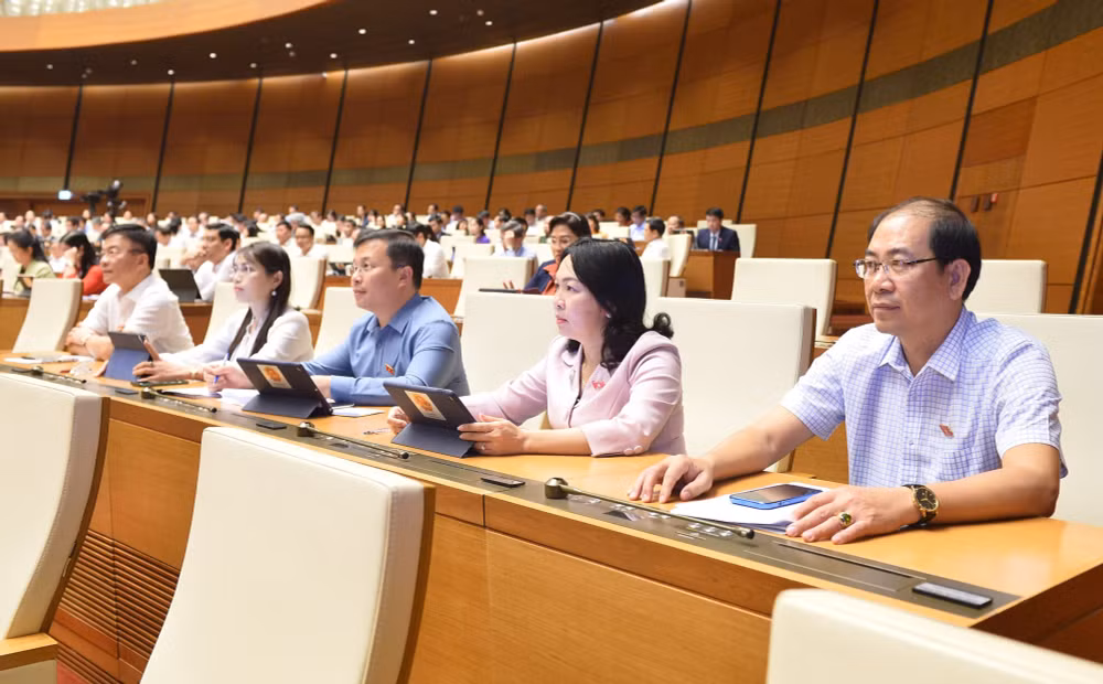 bo truong khdt mong cac dai bieu quoc hoi dong hanh trong giai ngan von dau tu cong hinh 2