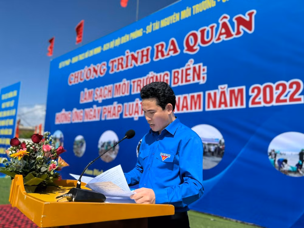 mit tinh ky niem 10 nam ngay phap luat viet nam hinh 7
