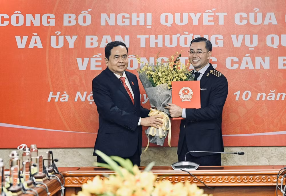 trao nghi quyet cua quoc hoi ve chuc danh tong kiem toan nha nuoc cho ong ngo van tuan hinh 1