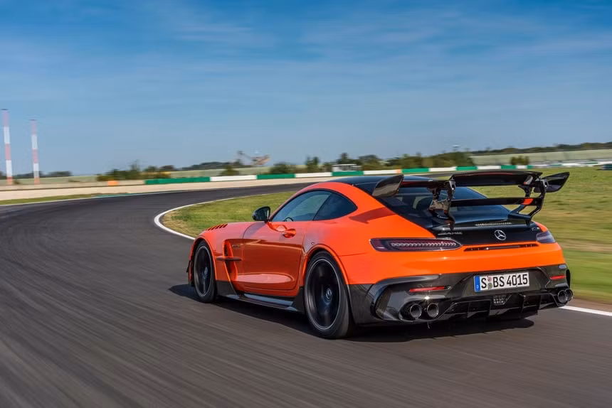 mau xe mercedes amg gt sap bi khai tu hinh 2