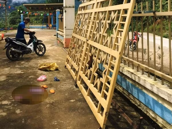 chau be 4 tuoi o quang nam tu vong vi sap cong truong mam non hinh 1