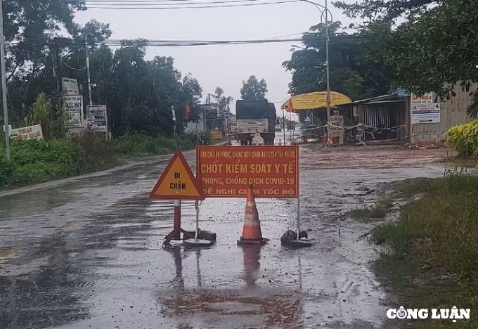 giao thong di lai cua nguoi dan tren thoang duoi tac hinh 1