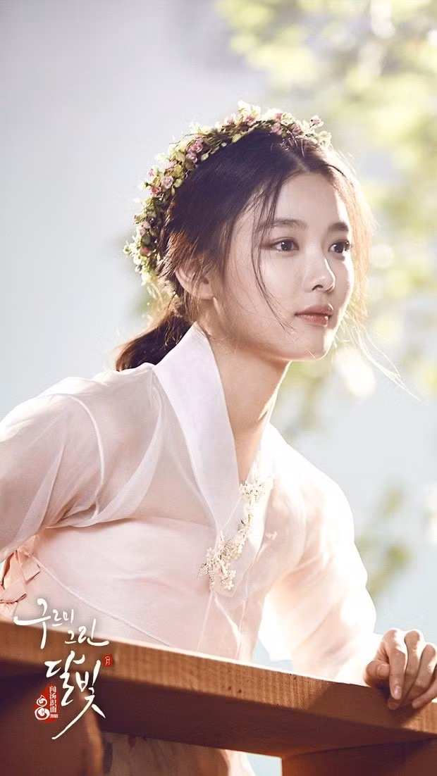nhung my nhan han dinh loi nguyen bom xit hinh 2