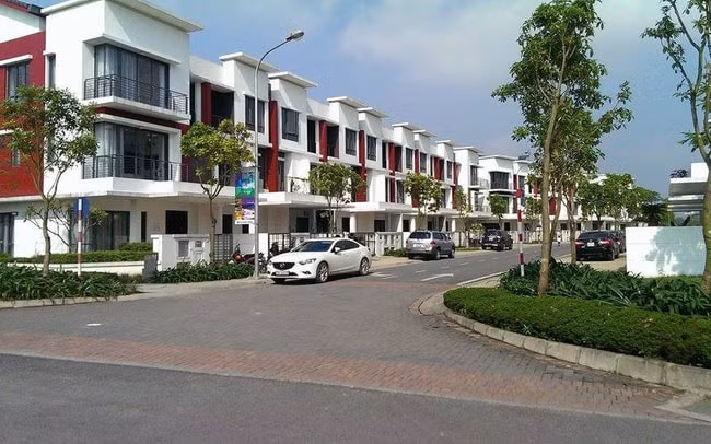 nha thap tang co gia tren 170 trieu dong m2 dang e hinh 1