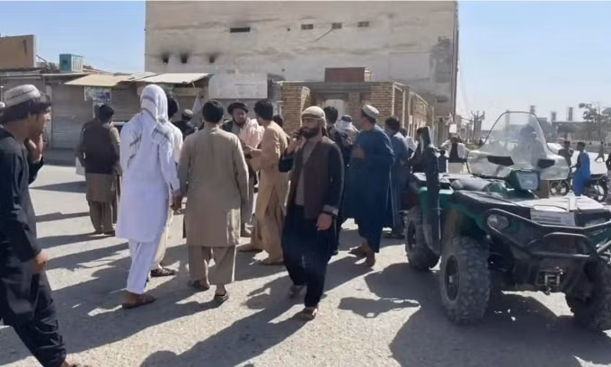 danh bom nha tho hoi giao lam 47 nguoi afghanistan thiet mang isk nhan trach nhiem hinh 1