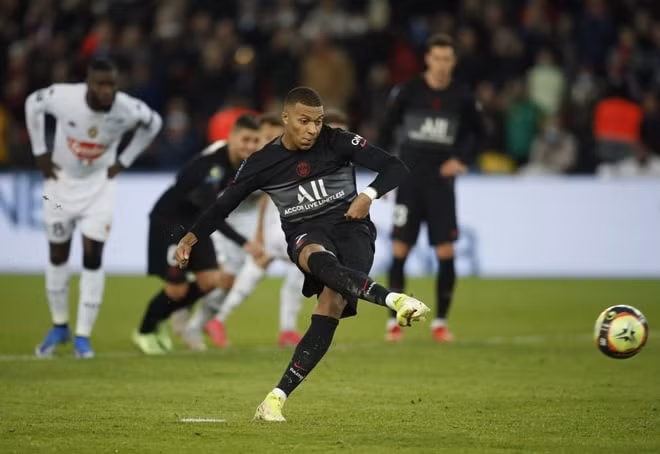mbappe lap cong giup psg nguoc dong thang angers o vong 10 ligue 1 hinh 2