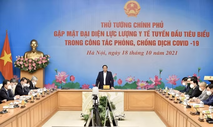 dat nuoc da chung kien duc hy sinh cua doi ngu thay thuoc trong hanh trinh gan 600 ngay chong dich hinh 2