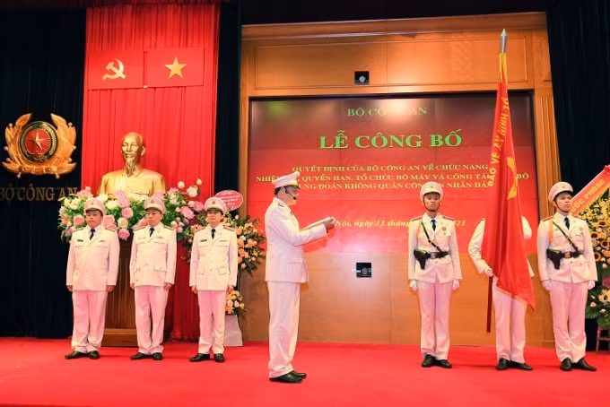bo cong an thanh lap luc luong khong quan hinh 2