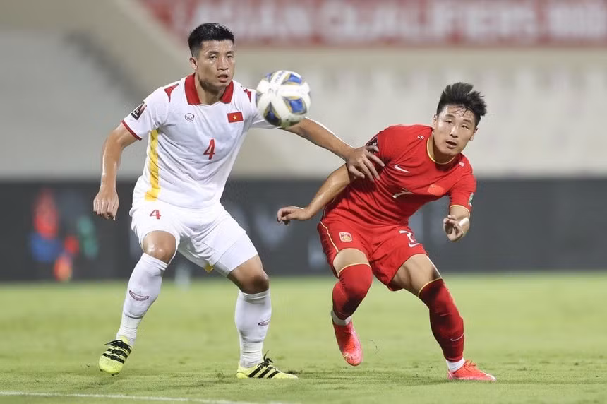 lien doan bong da chau a khich le tuyen viet nam truoc tran gap oman hinh 1