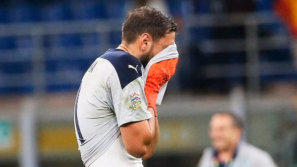 nhung kho khan cua thu thanh gianluigi donnarumma o hien tai hinh 1