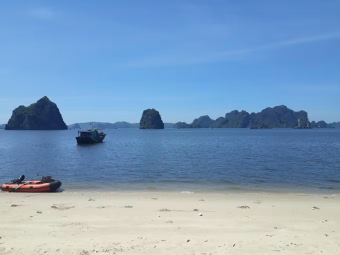 quang ninh san sang mo cua don khach du lich ngoai tinh trong trang thai binh thuong moi hinh 3