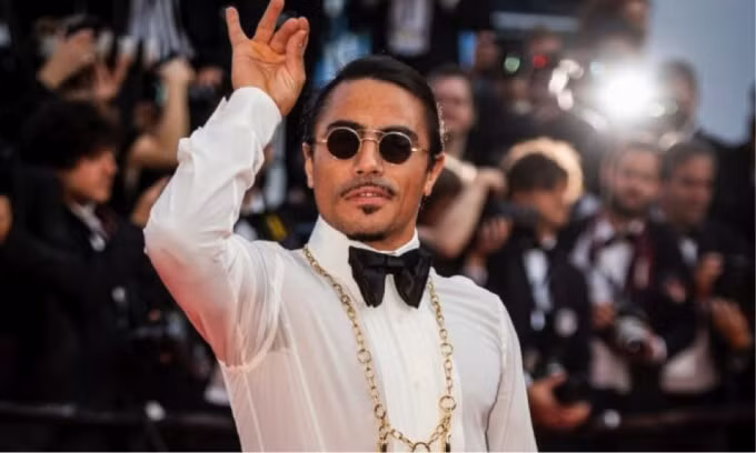 trieu phu salt bae tu cau be nha ngheo den chu chuoi nha hang ban mieng bit tet hon 24 trieu dong hinh 1