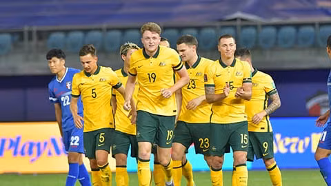 toan thang ca 11 tran australia lap ky luc kho tin o vong loai world cup 2022 hinh 1